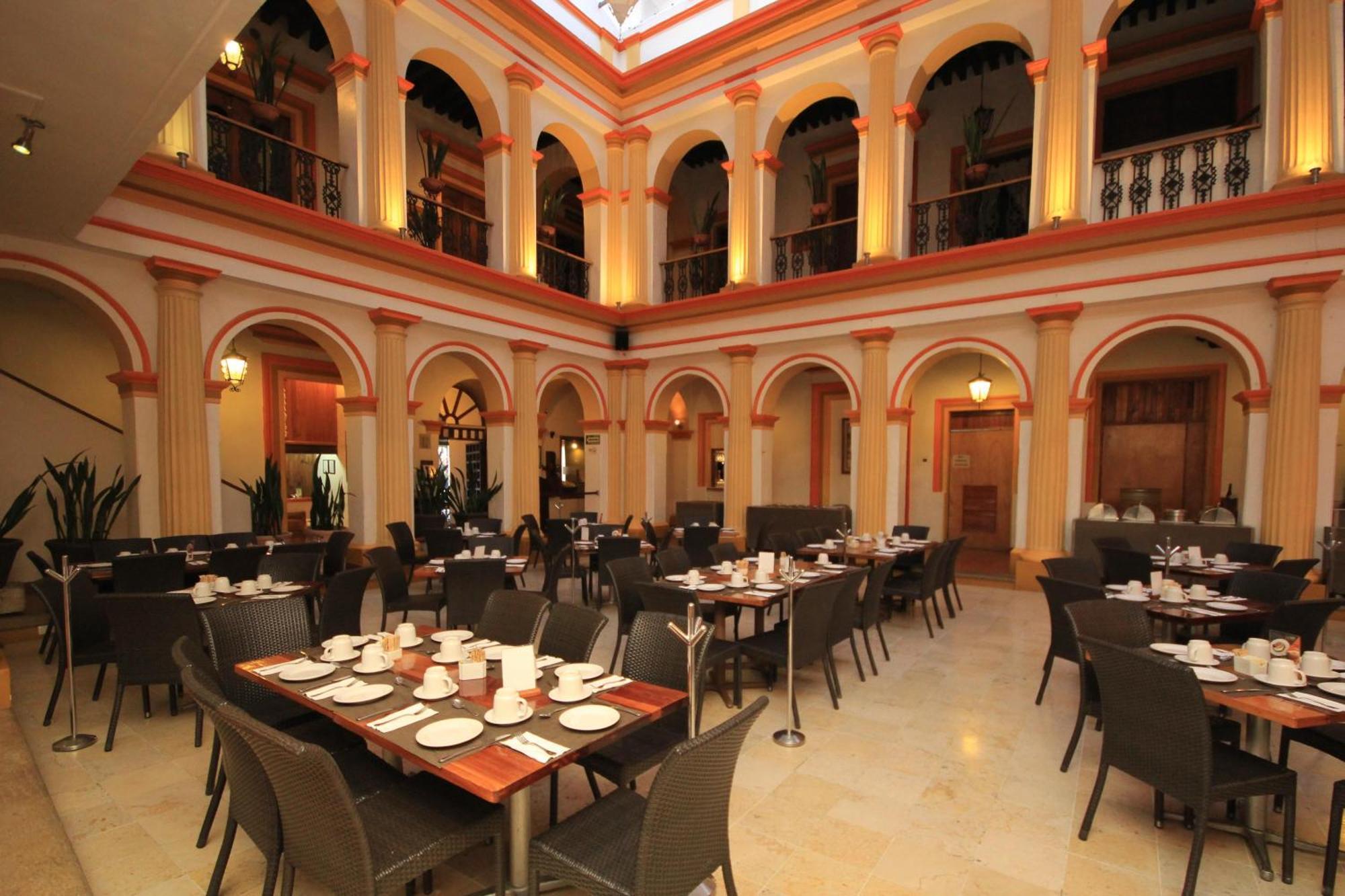 Hotel Ciudad Real Centro Historico San Cristóbal de Las Casas Dış mekan fotoğraf