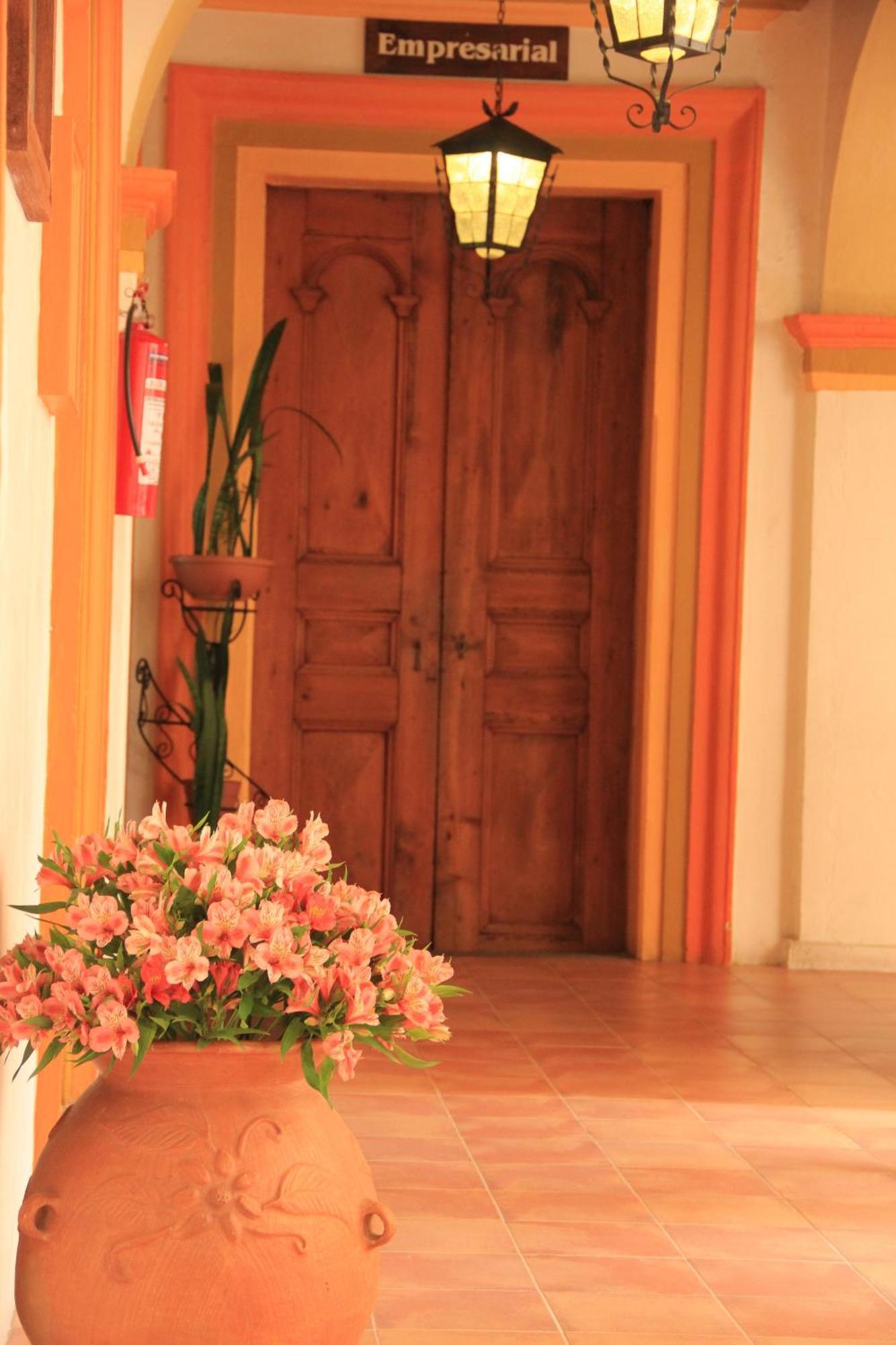 Hotel Ciudad Real Centro Historico San Cristóbal de Las Casas Dış mekan fotoğraf
